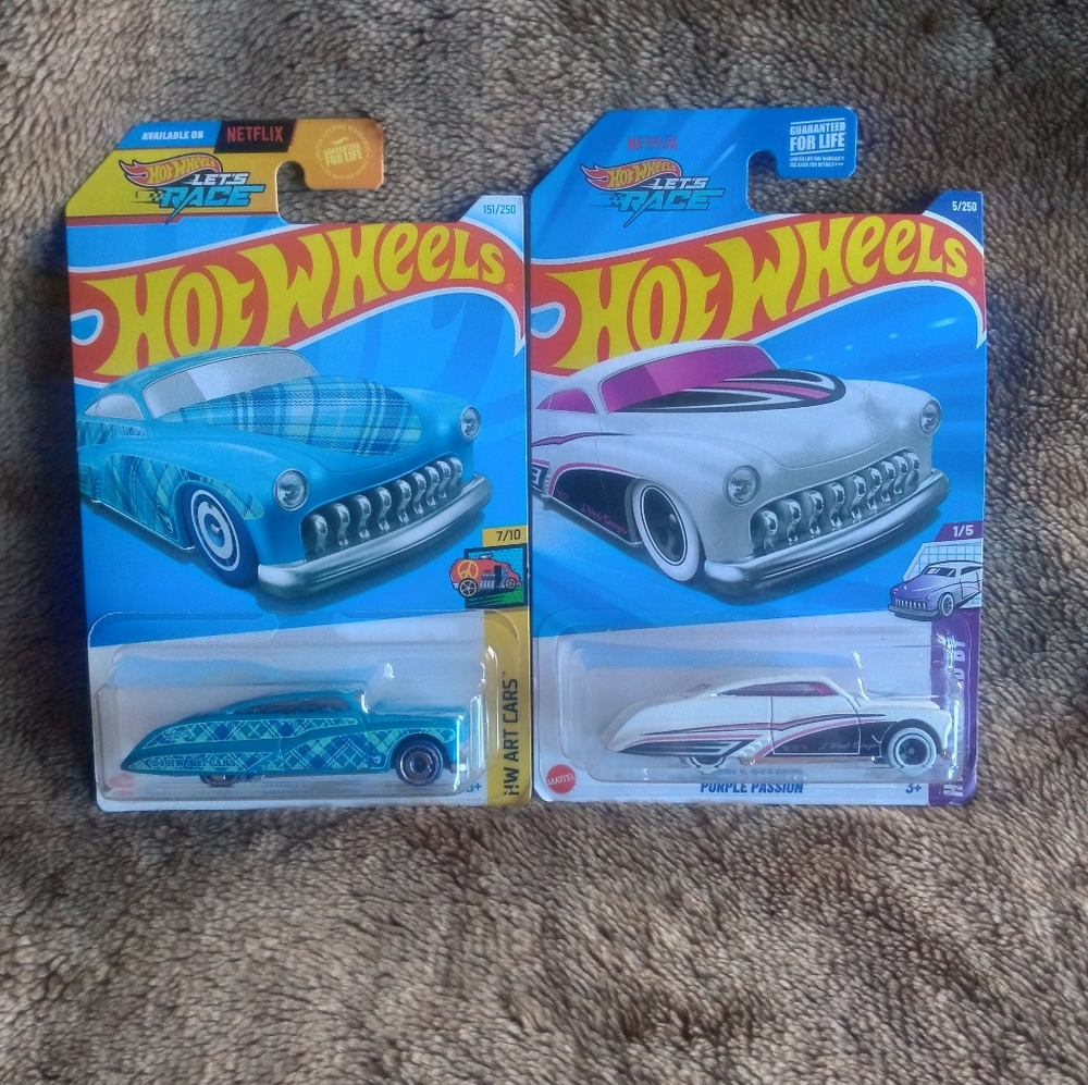 HW Purple Passion 2 Car Lot.